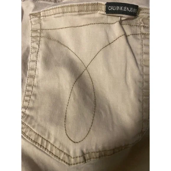 Vntg. Calvin Klein Jean Chino’s Sz. 38’ x 32’ GUC